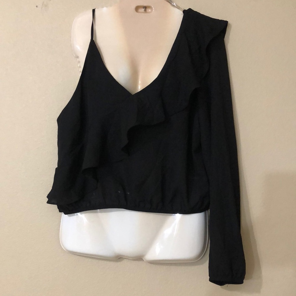 Black half shoulder Blouse Size Xl from Rue21